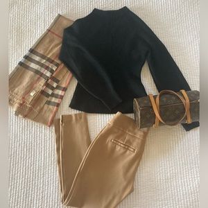 ZARA Minimal Collection Black Cropped Sweater
Size: Small